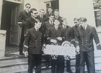BS 1969/1970<br />Boucher, Belleguic ,Tack, Le Bars (lunettes) Thiam<br />Scaboro, Denee, Savina instructeur, Grebot, Dupuis instructeur <br />Mtre Thomas en haut gauche à lunettes