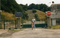 A la porte sud avec le petit dernier, Guillaume, en 1995